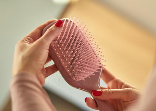 Hairbrush cleaning guide