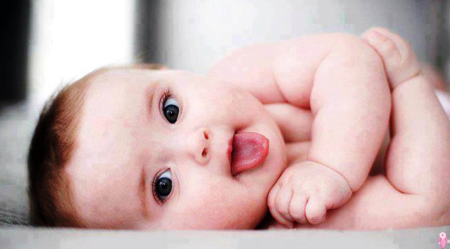 Was verursacht Wunden im Mund bei Babys, wie geht es weiter?